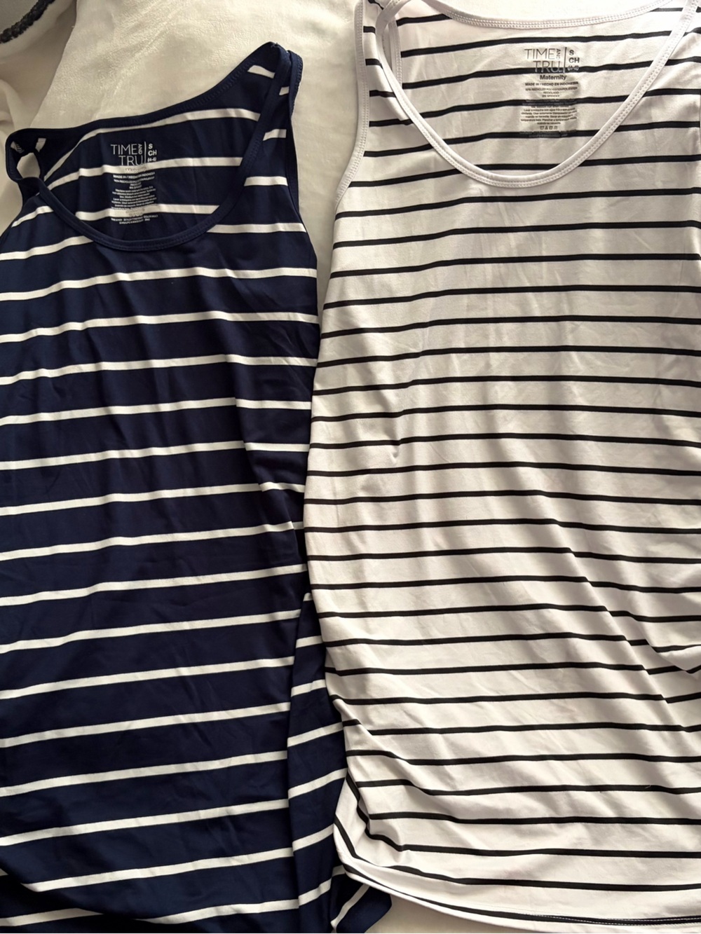 Maternity top bundle